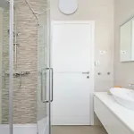 J&j New Modern Elegant With Balcony And Loggia - Free Private Parking Fast Wi-fi And 3 Air Conditioners アパート *